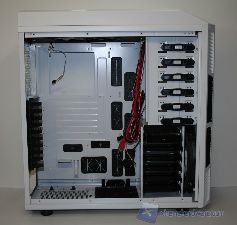 00037Aerocool XPREDATOR WHITE XTREMEHARDWARE.COM